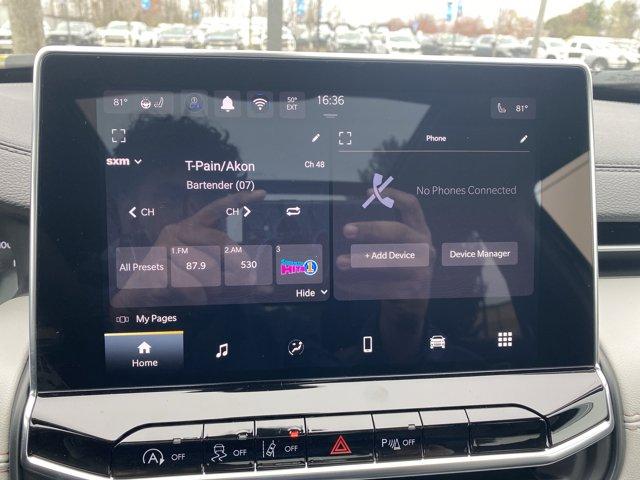 2025 Jeep Compass Vehicle Photo in Doylsetown, PA 18901