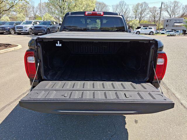2024 GMC Canyon Vehicle Photo in DANBURY, CT 06810-5034