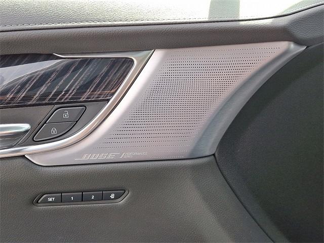 2025 Cadillac XT6 Vehicle Photo in ALLENTOWN, PA 18103-7399