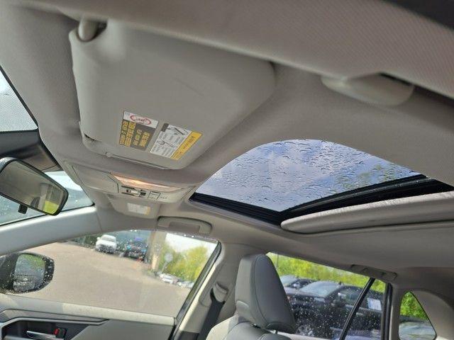 2021 Toyota RAV4 Vehicle Photo in Pleasant Hills, PA 15236