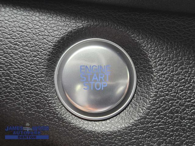 2020 Hyundai SANTA FE Vehicle Photo in DENTON, TX 76210-9321