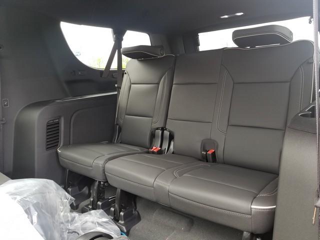 2025 GMC Yukon XL Vehicle Photo in ELYRIA, OH 44035-6349