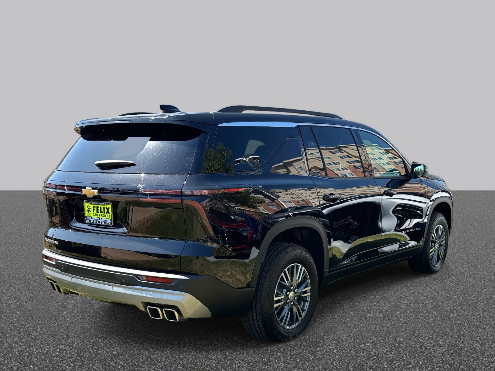 2025 Chevrolet Traverse Vehicle Photo in LOS ANGELES, CA 90007-3794