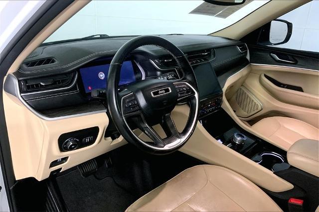 2022 Jeep Grand Cherokee L Vehicle Photo in Kansas City, MO 64114