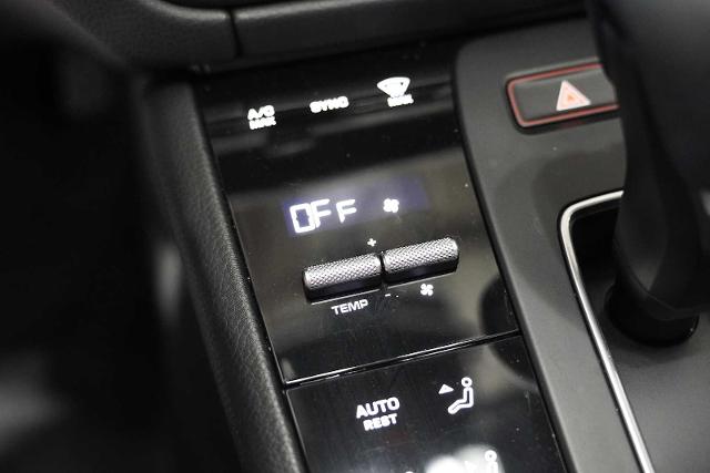 2022 Porsche Macan Vehicle Photo in GRAPEVINE, TX 76051