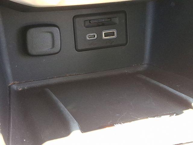 2021 GMC Acadia Vehicle Photo in DANBURY, CT 06810-5034