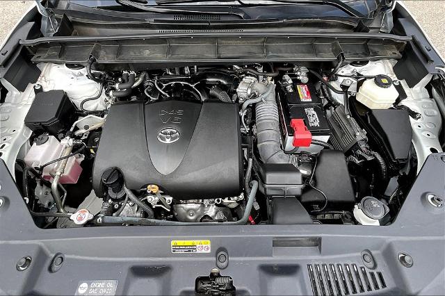 2022 Toyota Highlander Vehicle Photo in Tulsa, OK 74145