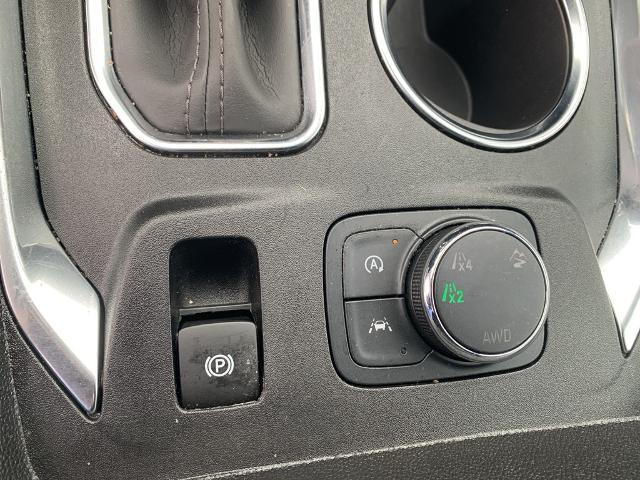 2023 Chevrolet Traverse Vehicle Photo in GREEN BAY, WI 54304-5303
