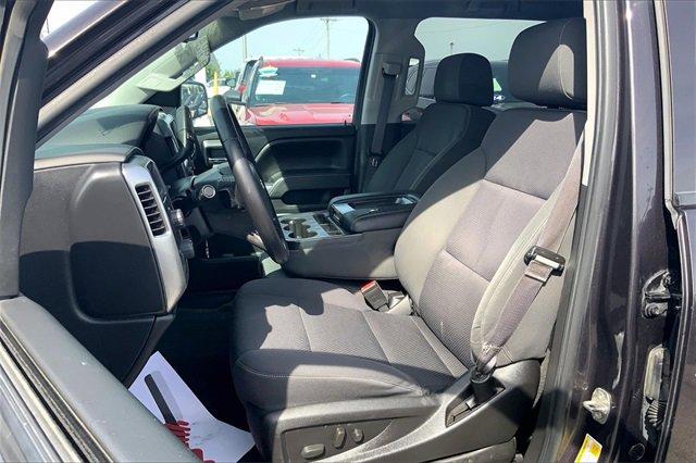 2015 Chevrolet Silverado 1500 Vehicle Photo in INDEPENDENCE, MO 64055-1377