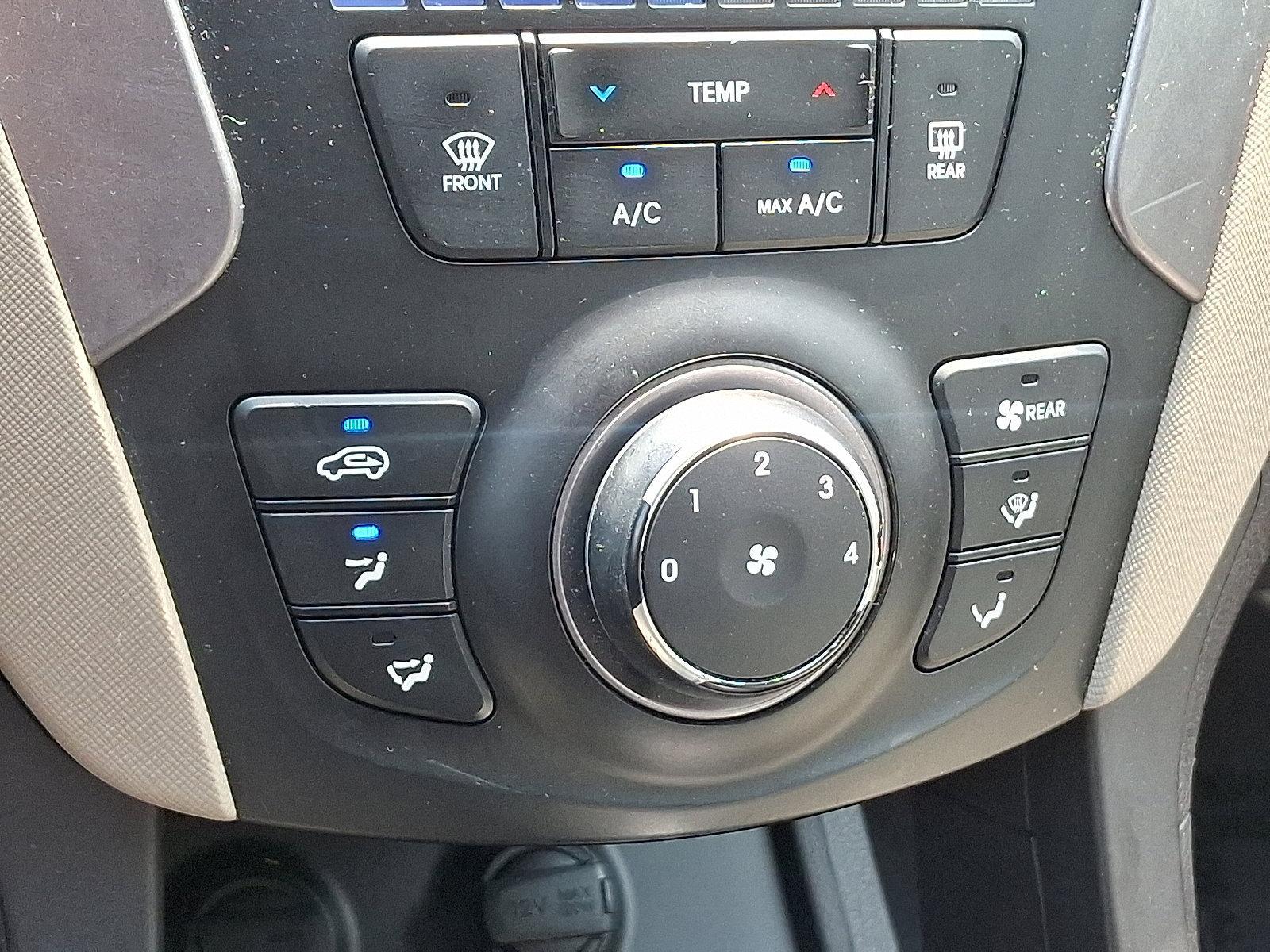 2014 Hyundai SANTA FE Vehicle Photo in Harrisburg, PA 17111-1033