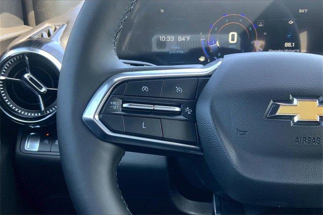 2025 Chevrolet Equinox Vehicle Photo in TOPEKA, KS 66609-0000