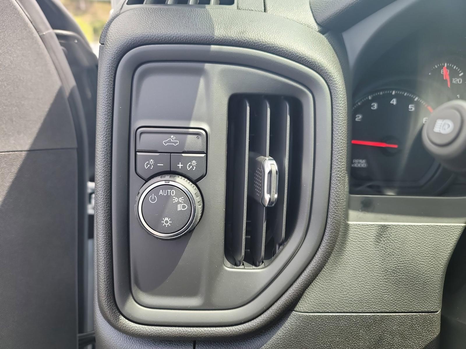 2024 Chevrolet Silverado 3500 HD Vehicle Photo in LA MESA, CA 91942-8211