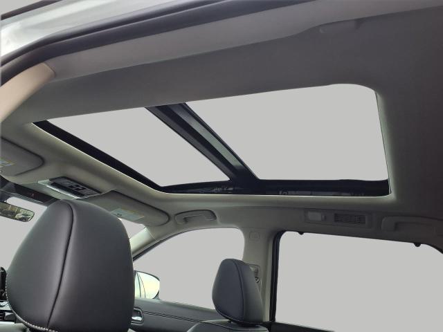 2025 Nissan Pathfinder Vehicle Photo in Oshkosh, WI 54904