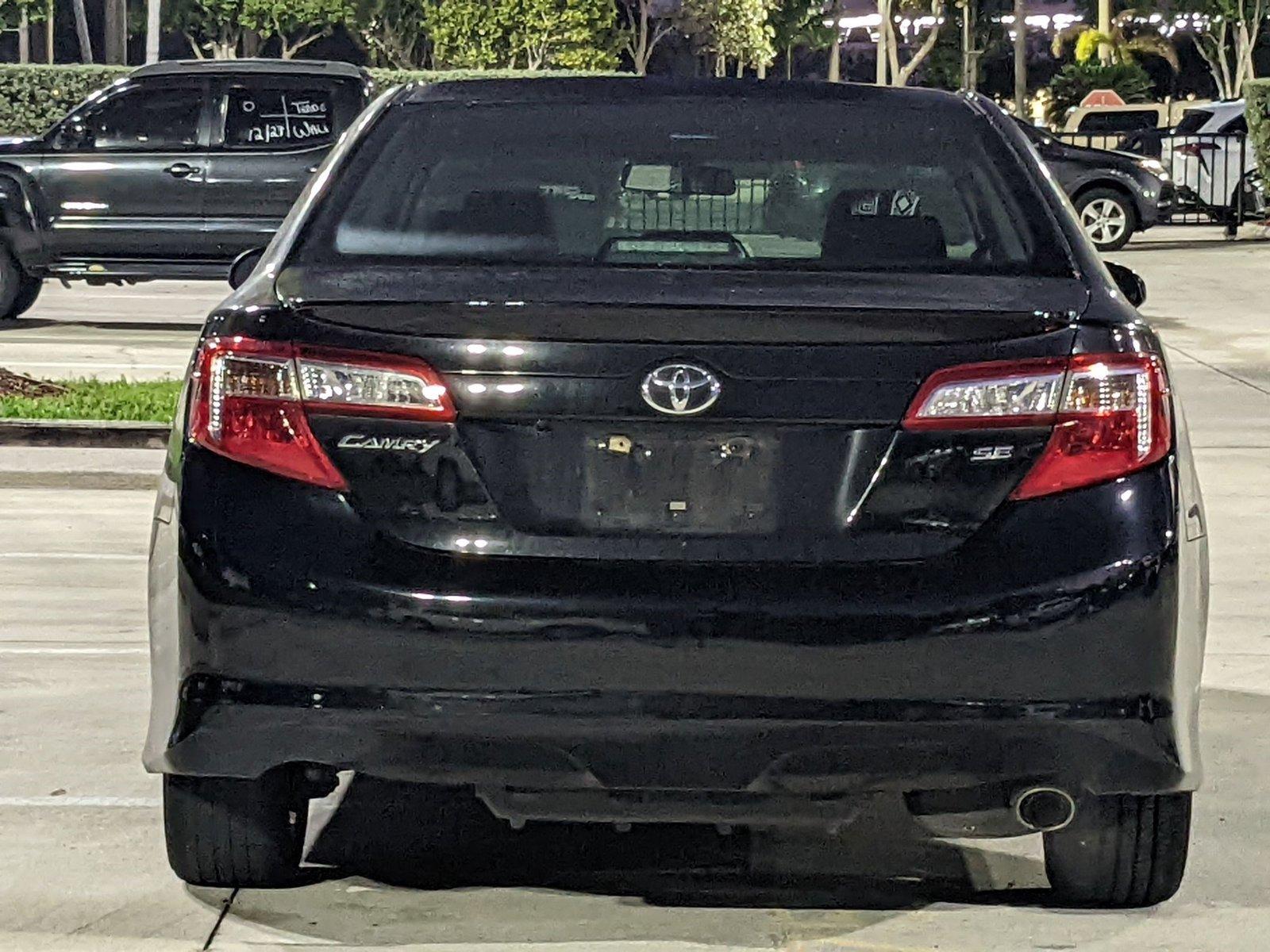 2014 Toyota Camry Vehicle Photo in Davie, FL 33331