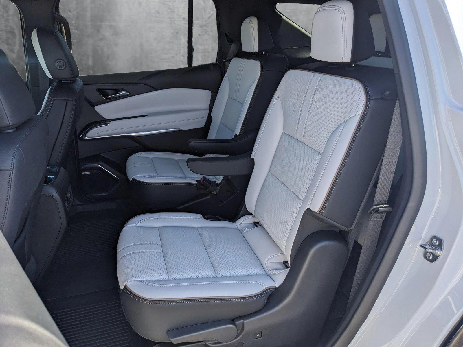2025 Chevrolet Traverse Vehicle Photo in HOUSTON, TX 77034-5009