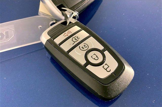 2023 Ford Escape Vehicle Photo in KANSAS CITY, MO 64114-4502