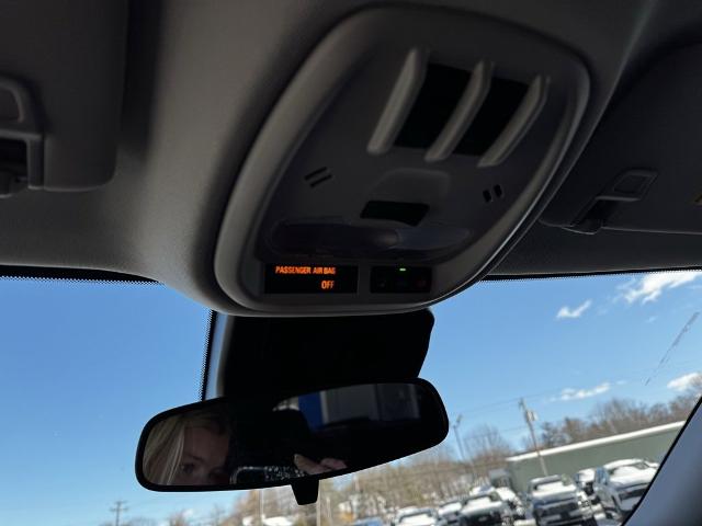 2025 Chevrolet Trax Vehicle Photo in GARDNER, MA 01440-3110