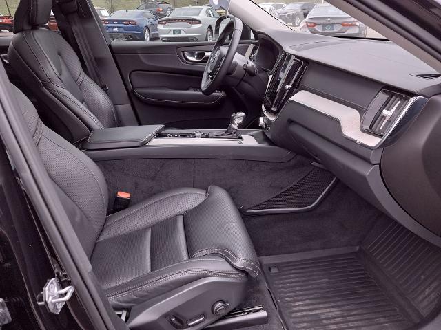 2021 Volvo XC60 Vehicle Photo in NEDERLAND, TX 77627-8017