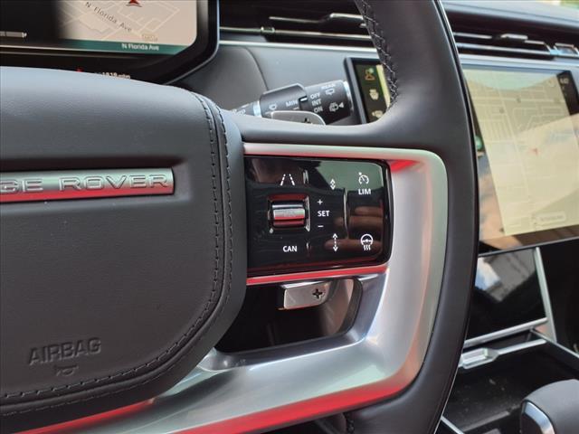 2025 Land Rover Range Rover Vehicle Photo in TAMPA, FL 33612-3404