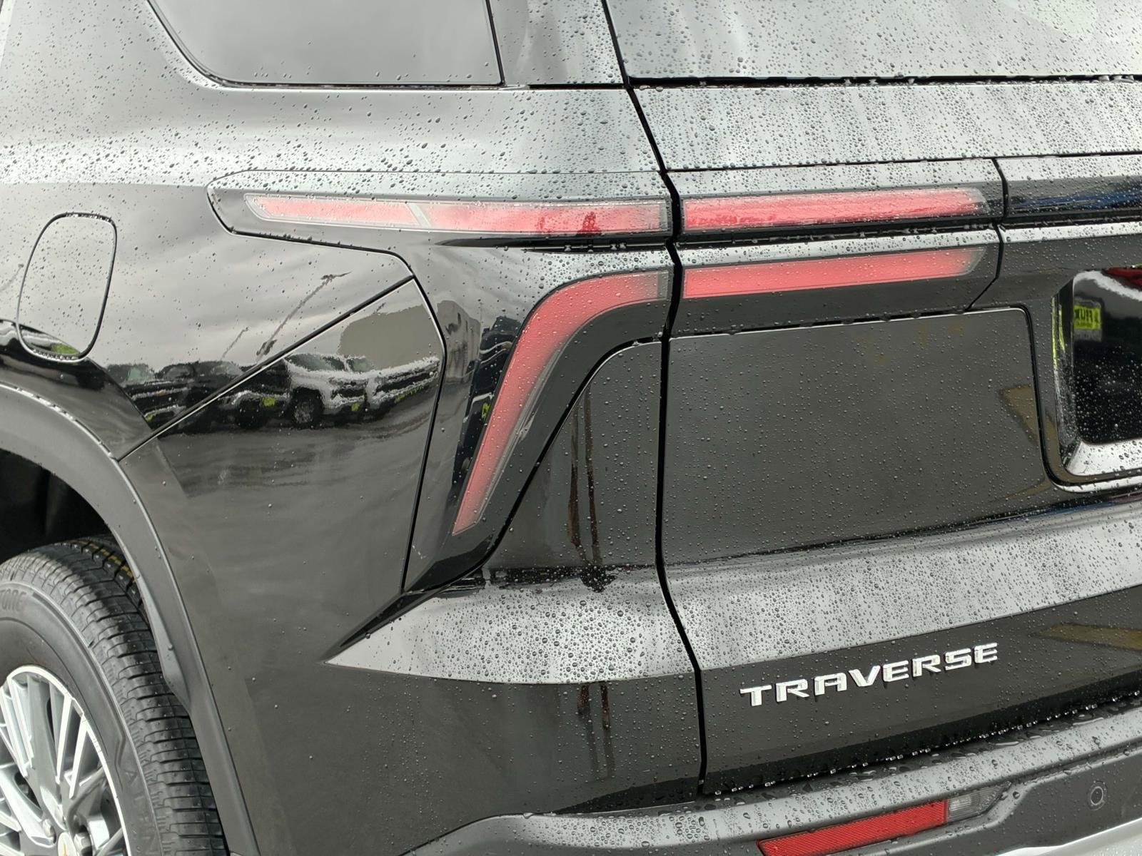 2025 Chevrolet Traverse Vehicle Photo in LOS ANGELES, CA 90007-3794