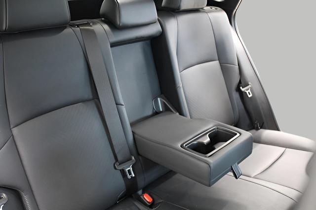 2021 Toyota Venza Vehicle Photo in Green Bay, WI 54304