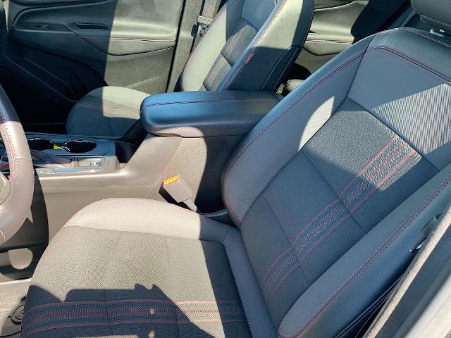 2022 Chevrolet Equinox Vehicle Photo in MOON TOWNSHIP, PA 15108-2571