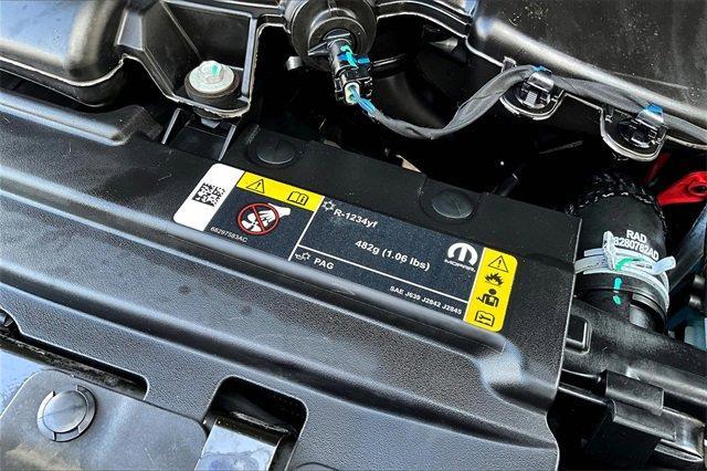 2021 Jeep Gladiator Vehicle Photo in TOPEKA, KS 66609-0000