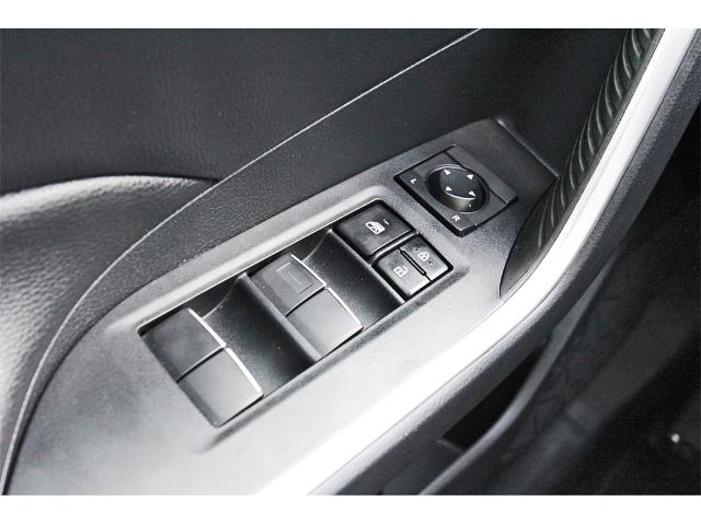 2019 Toyota RAV4 Vehicle Photo in ROSENBERG, TX 77471-5675