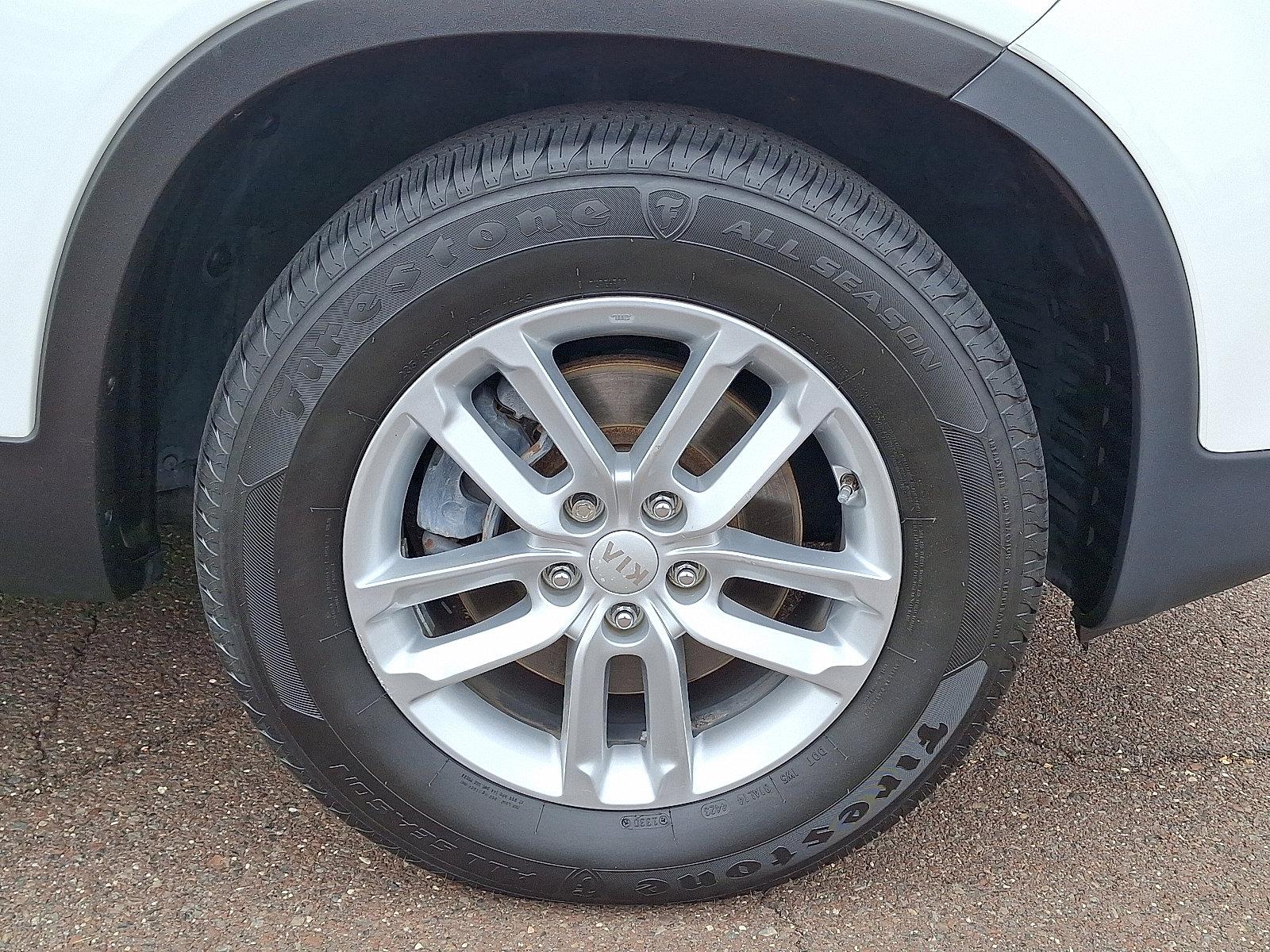 2014 Kia Sorento Vehicle Photo in Willow Grove, PA 19090
