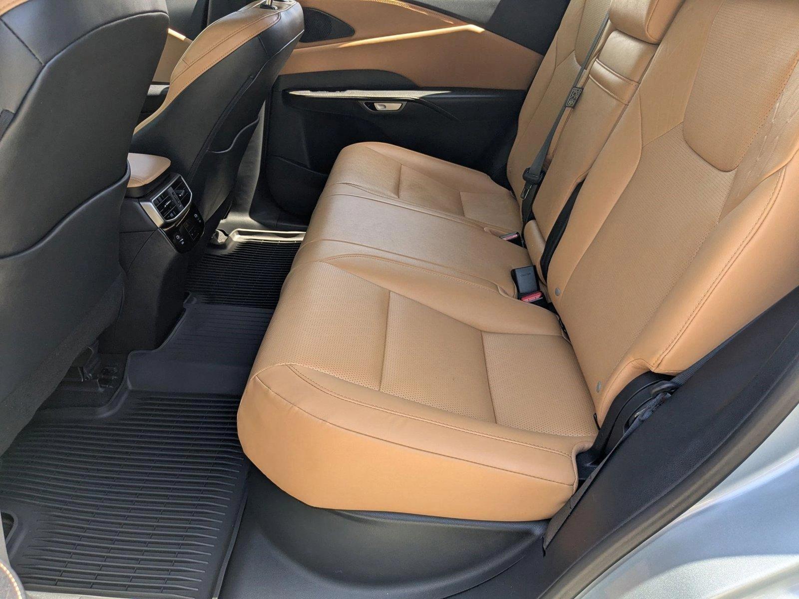 2024 Lexus RX 350 Vehicle Photo in Tampa, FL 33614