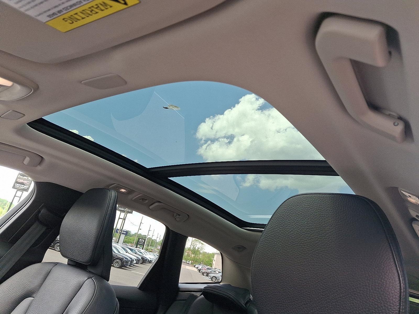 2022 Volvo XC60 Vehicle Photo in Trevose, PA 19053