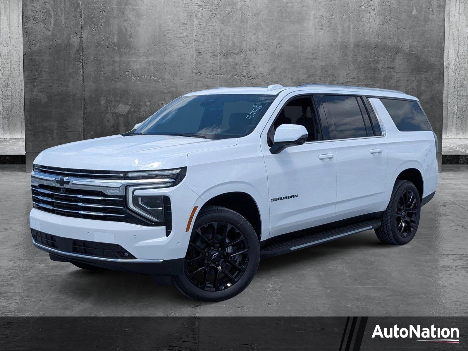 2025 Chevrolet Suburban Vehicle Photo in PEMBROKE PINES, FL 33024-6534