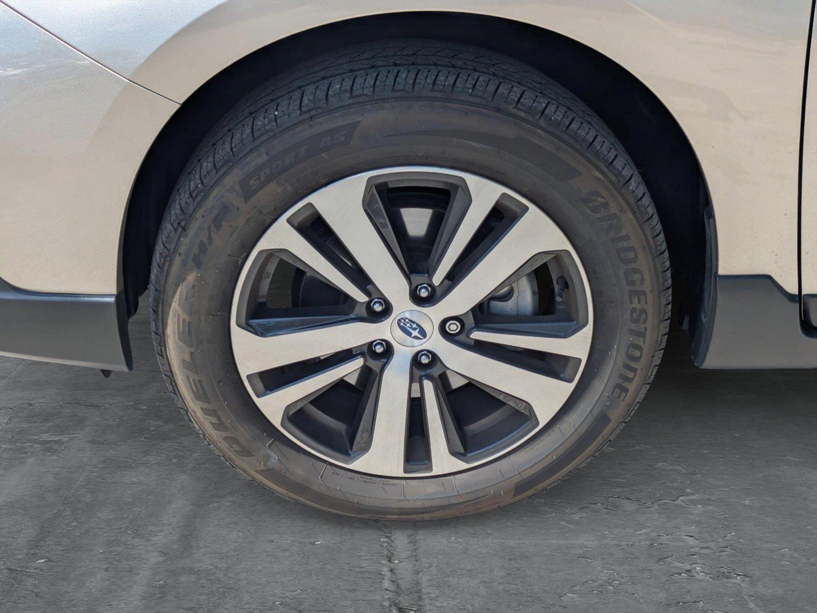 2018 Subaru Outback Vehicle Photo in GREENACRES, FL 33463-3207