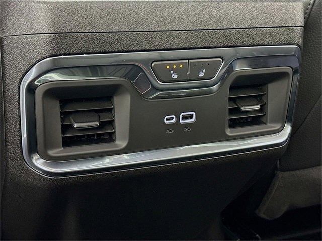 2025 GMC Sierra 3500 HD Vehicle Photo in PUYALLUP, WA 98371-4149