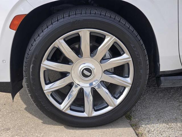2021 Cadillac Escalade ESV Vehicle Photo in DENTON, TX 76210-9321