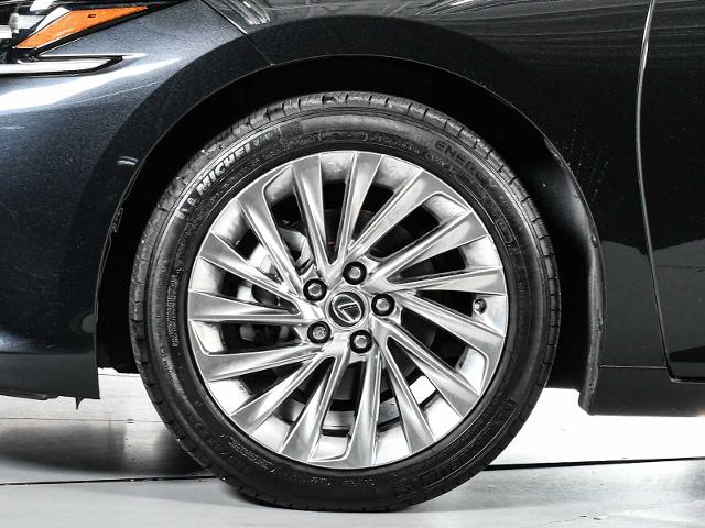 2022 Lexus ES 350 Vehicle Photo in DALLAS, TX 75235