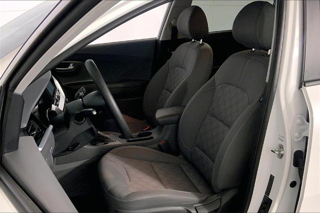 2021 Kia Niro Vehicle Photo in Lees Summit, MO 64086