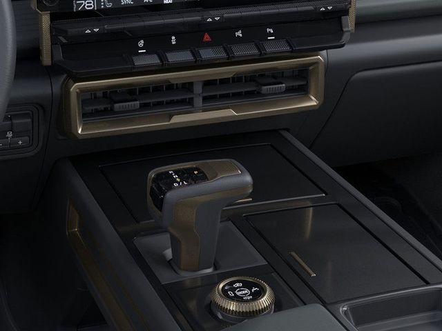 2025 GMC HUMMER EV Pickup Vehicle Photo in WATERTOWN, CT 06795-3318