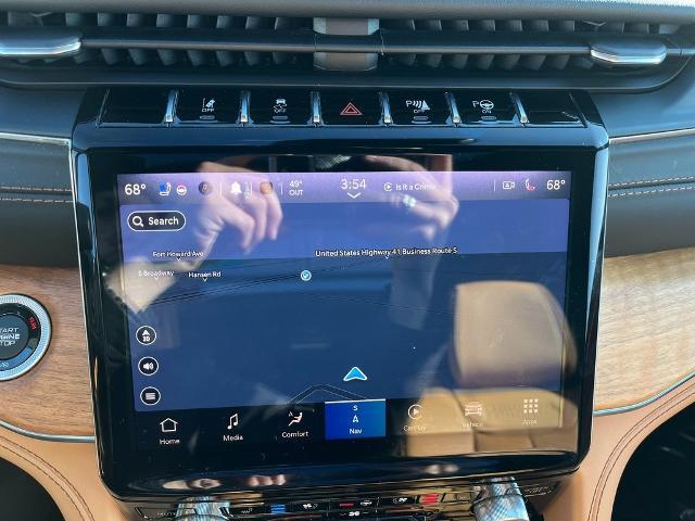 2021 Jeep Grand Cherokee L Vehicle Photo in GREEN BAY, WI 54304-5303