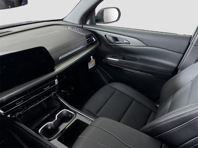 2025 Chevrolet Traverse Vehicle Photo in PUYALLUP, WA 98371-4149