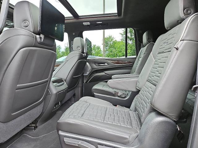 2021 Cadillac Escalade ESV Vehicle Photo in TREVOSE, PA 19053-4984