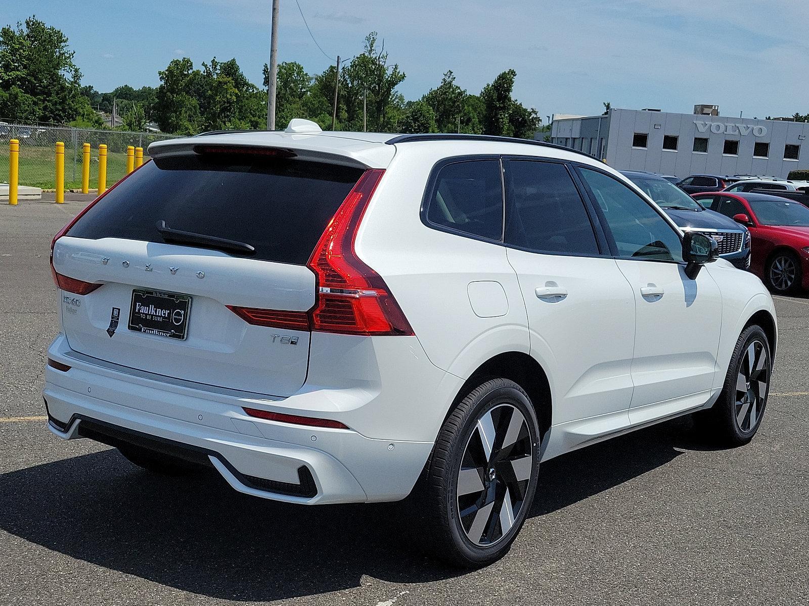 2025 Volvo XC60 Plug-In Hybrid Vehicle Photo in Trevose, PA 19053
