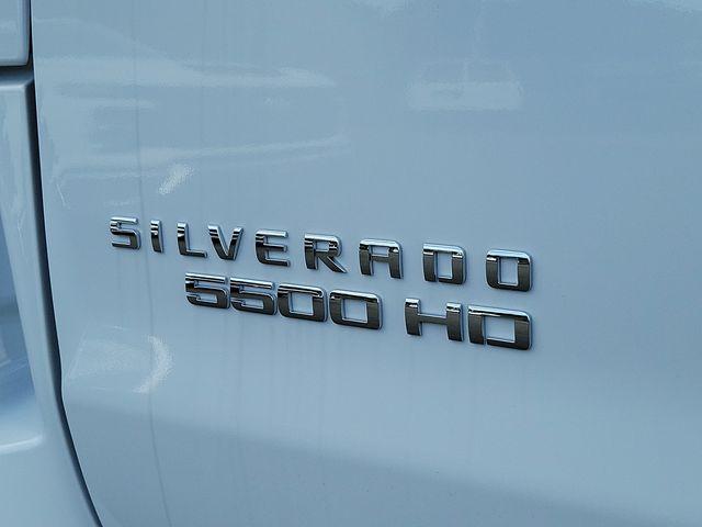 2024 Chevrolet Silverado 5500 HD Vehicle Photo in DANBURY, CT 06810-5034