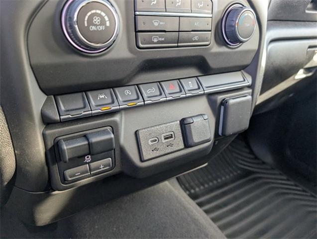 2024 Chevrolet Silverado 1500 Vehicle Photo in ENGLEWOOD, CO 80113-6708