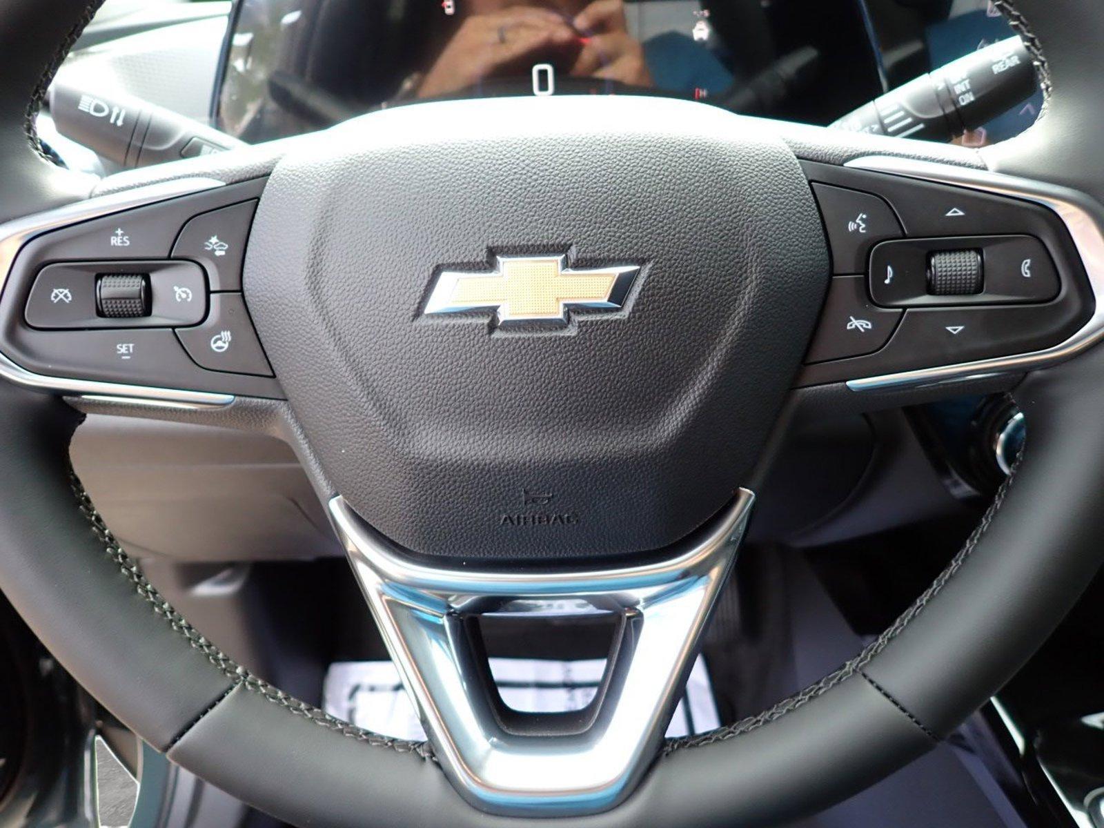 2025 Chevrolet Trax Vehicle Photo in DENVER, CO 80221-3610