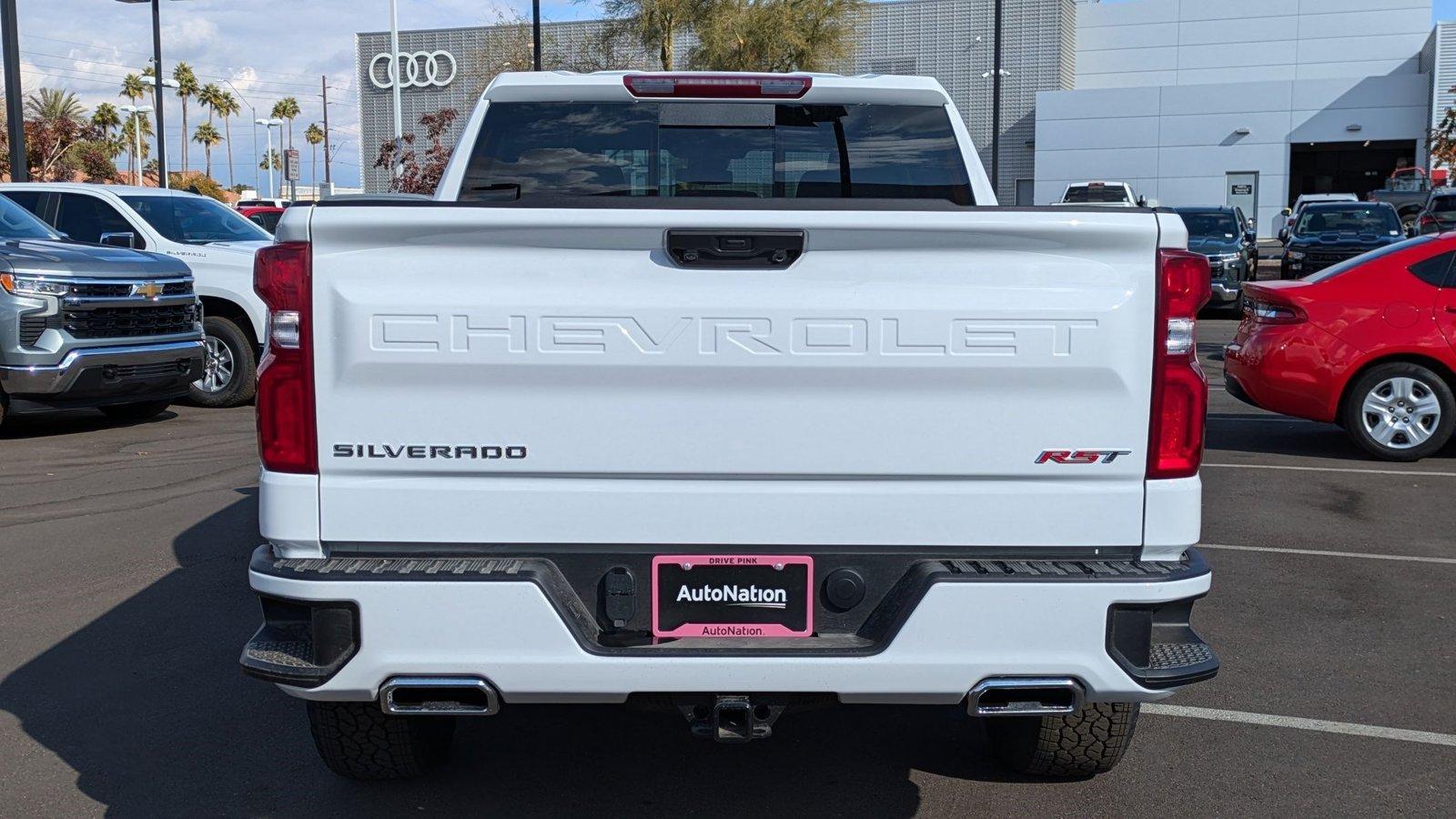 2024 Chevrolet Silverado 1500 Vehicle Photo in PEORIA, AZ 85382-3715