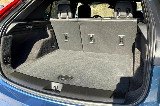 2024 Cadillac XT4 Vehicle Photo in KANSAS CITY, MO 64114-4545
