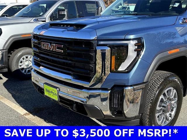 2025 GMC Sierra 3500HD Vehicle Photo in CHICOPEE, MA 01020-5001