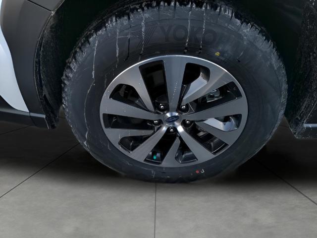2025 Subaru Outback Vehicle Photo in Green Bay, WI 54304