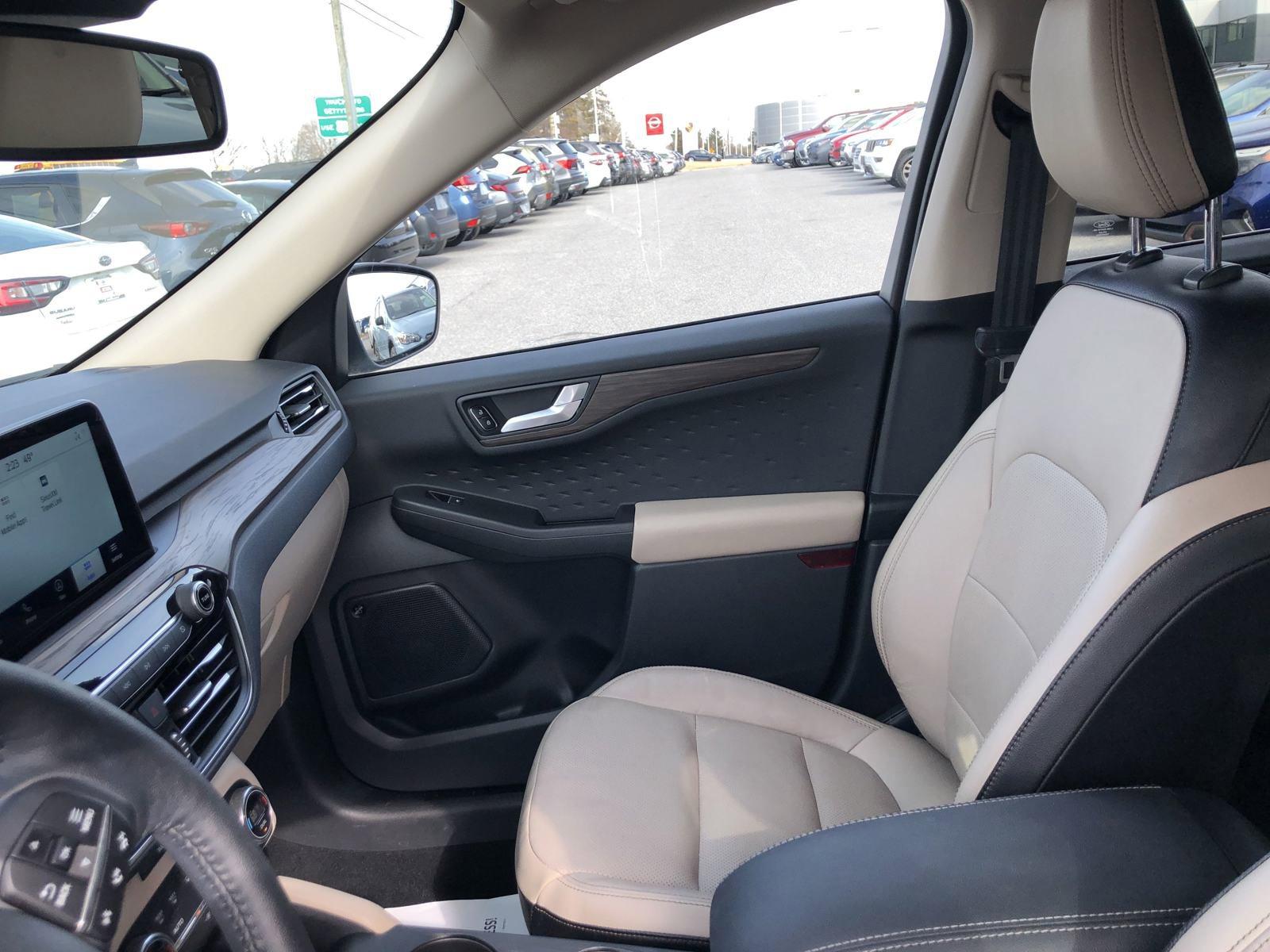 2020 Ford Escape Vehicle Photo in Mechanicsburg, PA 17050